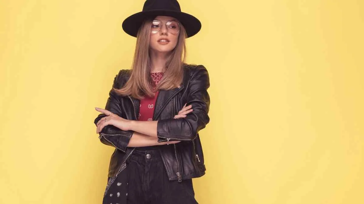 Roupas para quem tem ombros largos: 7 truques de moda