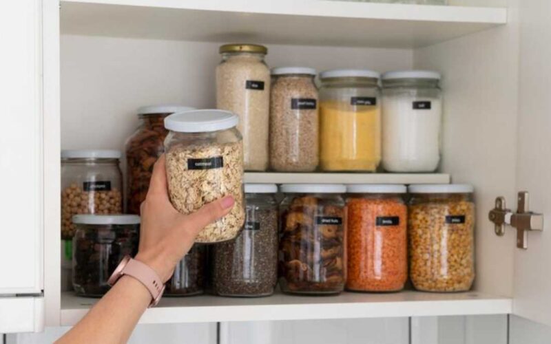 Como organizar sua cozinha gastando pouco