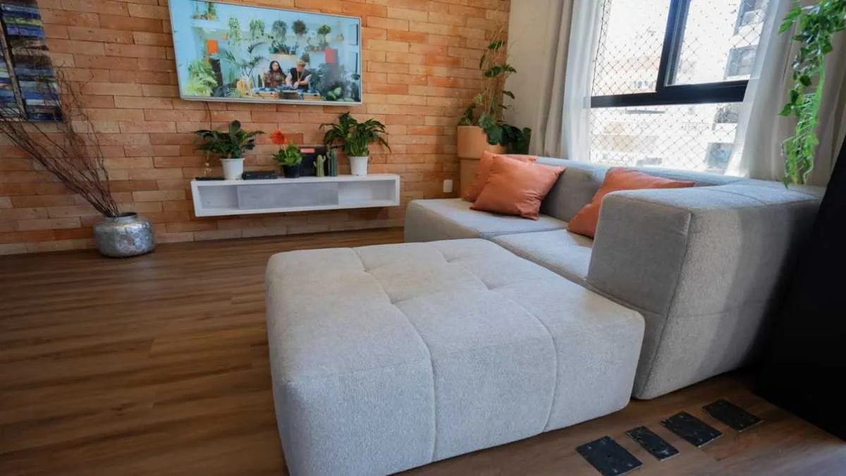 Sofá na caixa: Praticidade e Estilo para sua Sala Sofá na caixa: Praticidade e Estilo para sua Sala