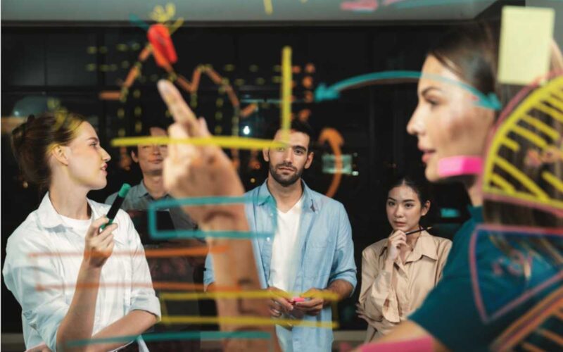 Comunicação interna como ferramenta de crescimento: mais do que falar, é construir