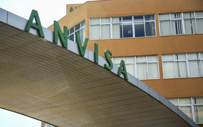 Anvisa suspende venda de medicamentos manipulados irregulares