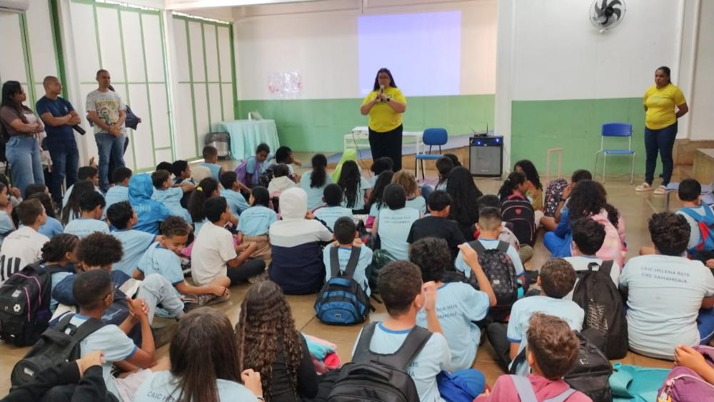 Governo inicia vacinação escolar para 27 milhões