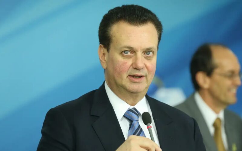 Kassab anuncia palanque com Paes e Caiado no RJ