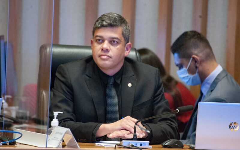 Protetores Mirins: programa forma crianças para evitar maus-tratos