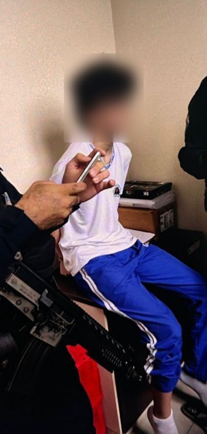 Adolescente de 13 anos se entrega após ataque em escola no AC