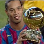 Documentário sobre Ronaldinho na Netflix encanta e emociona