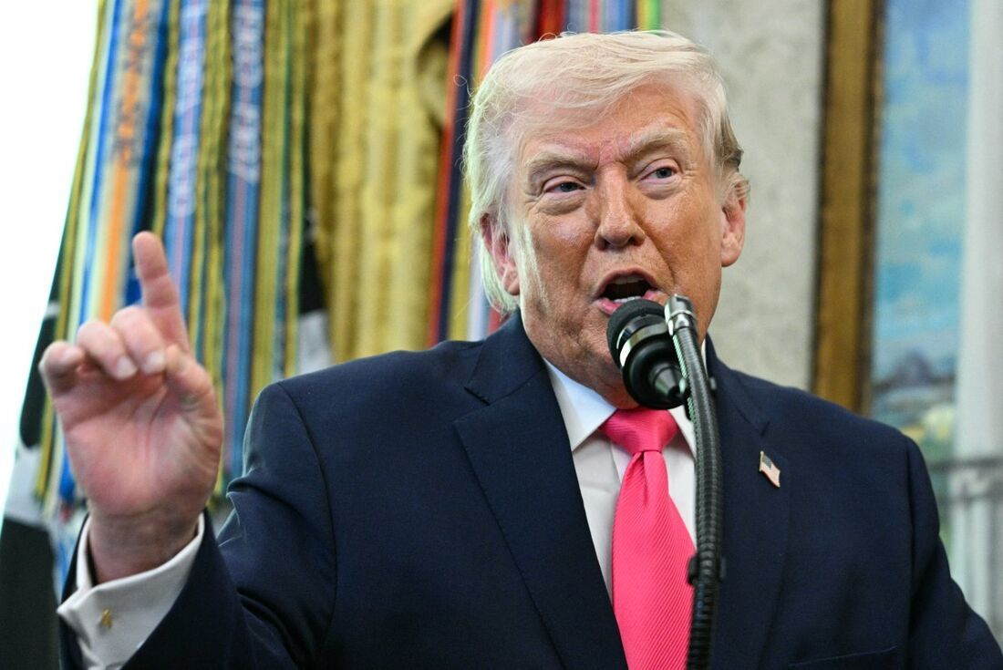 Trump anuncia salão de festas na Casa Branca com custo dobrado