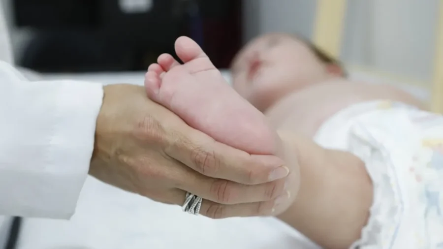 Atraso no teste do pezinho dificulta diagnóstico e tratamento da AME