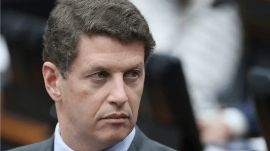 Ricardo Salles troca suplente no Senado por ex-deputado do PL