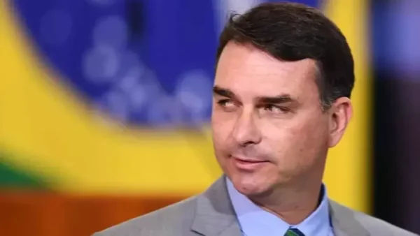 Denunciante muda versão sobre acusação a vice de Flávio
